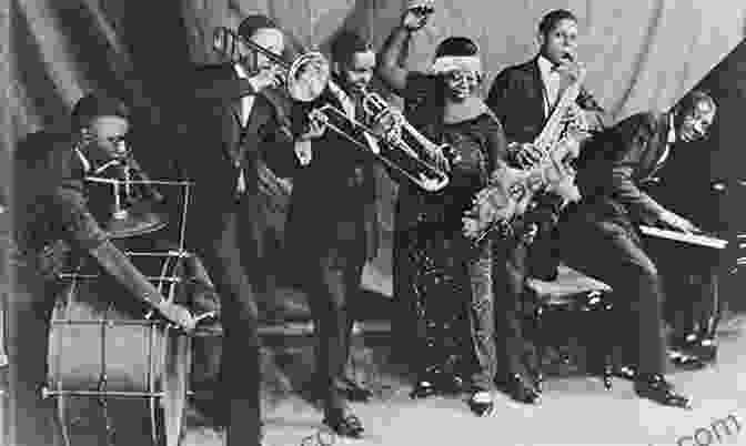 Ma Rainey, The 'Mother Of The Blues,' With Her Distinctive Feather Headdress And Flamboyant Stage Costumes. A Bad Woman Feeling Good: Blues And The Women Who Sing Them: Blues And The Women Who Sang Them