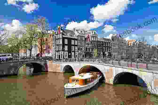 The Running Amsterdam Course Takes You Past The City's Iconic Landmarks, Including The Rijksmuseum, The Canals, And The Jordaan Neighborhood. Running Amsterdam (Running The EU 1)